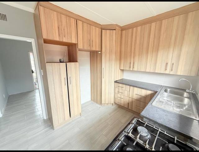 3 BEDROOM HOUSE FOR SALE IN VANDERBIJLPARK CW 5